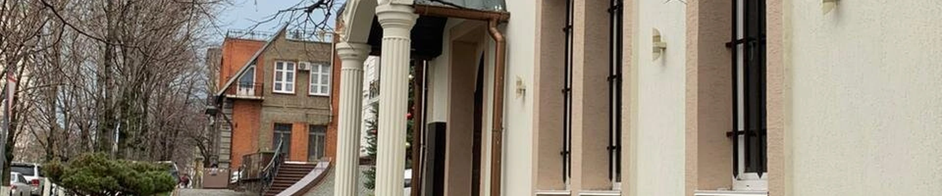 Laser House в Новороссийске Краснодарский край, Новороссийск, Губернского, 29