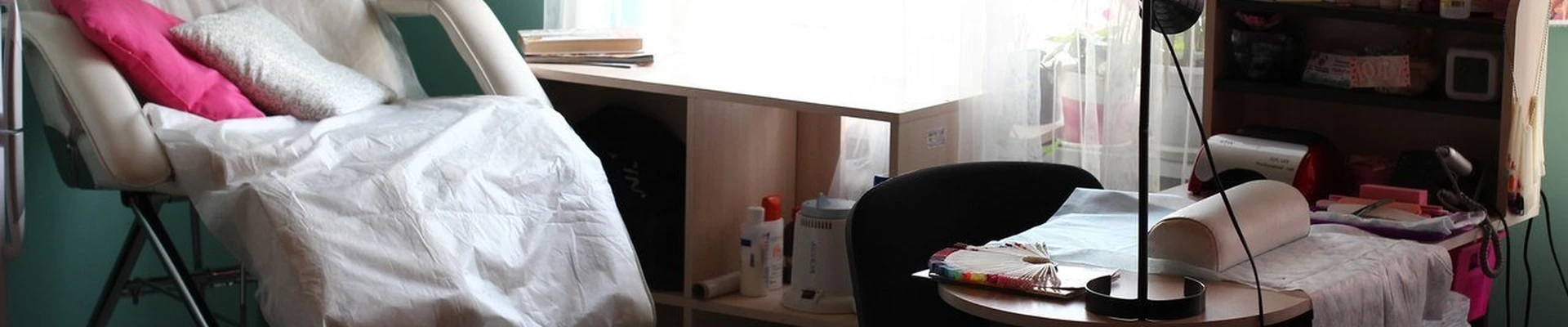 Кабинет маникюра и педикюра в Ломоносове