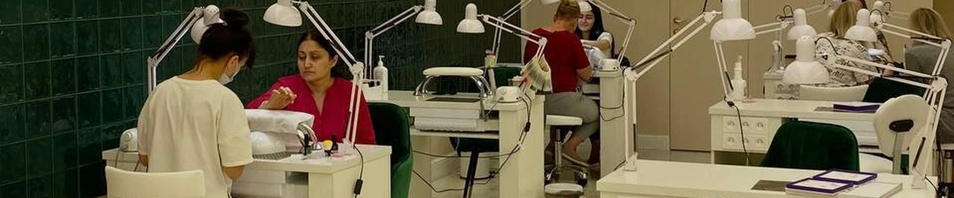 Alena Kotova Nails&Beauty&School