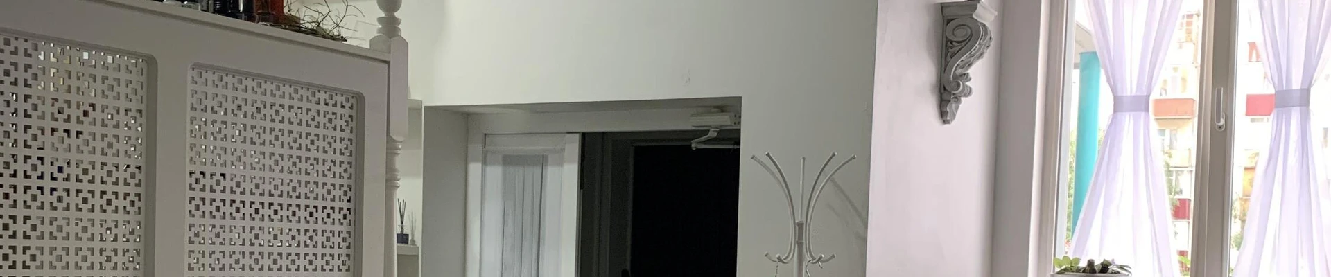 Симпатио в Сургуте Ханты-Мансийский автономный округ, Сургут, Пролетарский проспект, 10/1, 1 этаж