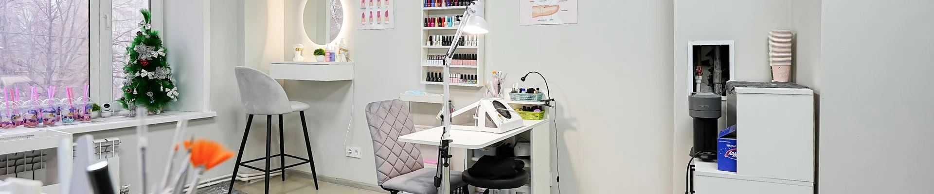 NailsHub