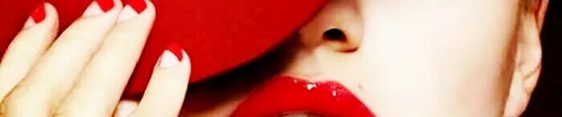 Александра в Елабуге Республика Татарстан, Елабуга, Нефтяников проспект, 27, 1 этаж