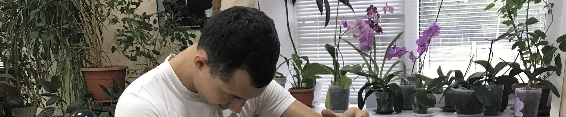 Хамелеон в Волжске Волгоградская область, Волжский, Оломоуцкая, 74, 1 этаж