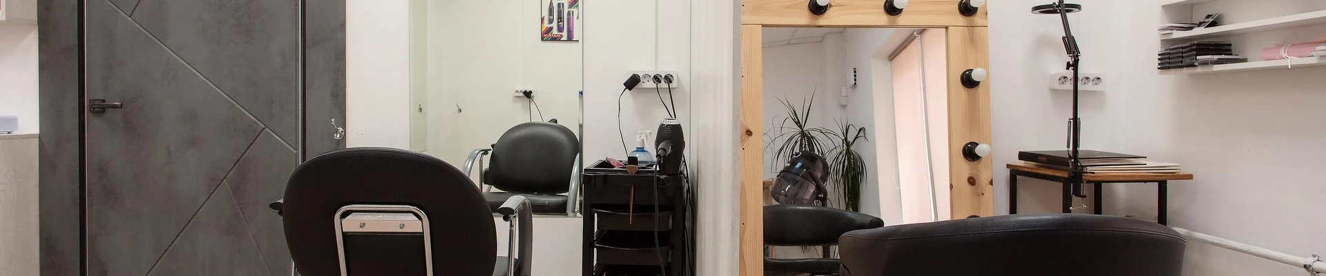 Красивые Люди в Челябинске Челябинская область, Челябинск, Толбухина, 5, 1 этаж; 3 подъезд