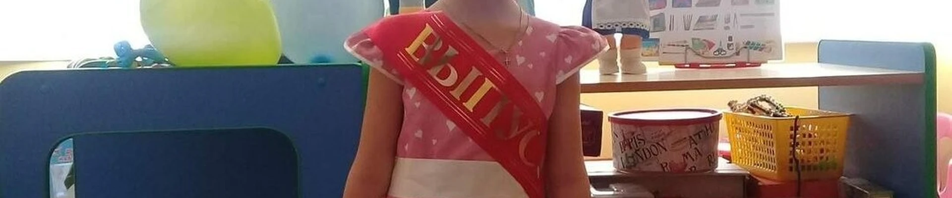 Mix в Челябинске Россия, Челябинск, улица Братьев Кашириных, 101, c стороны дороги Бр.Кашириных между 6 и 7 подъезд