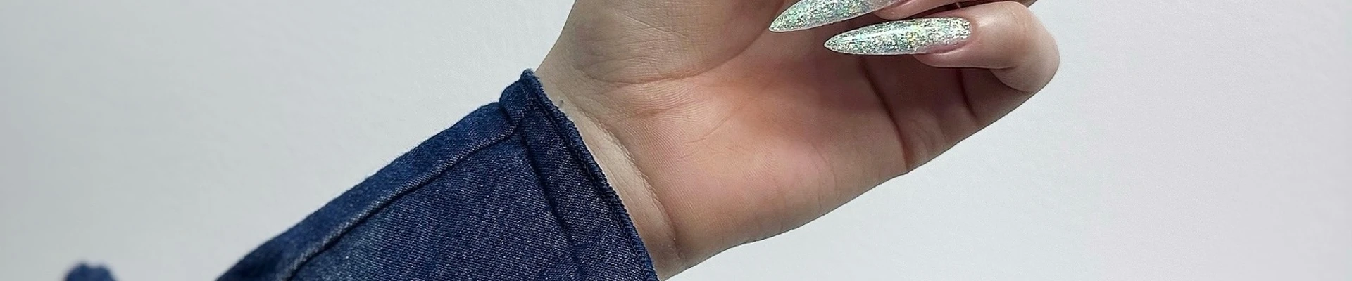 &