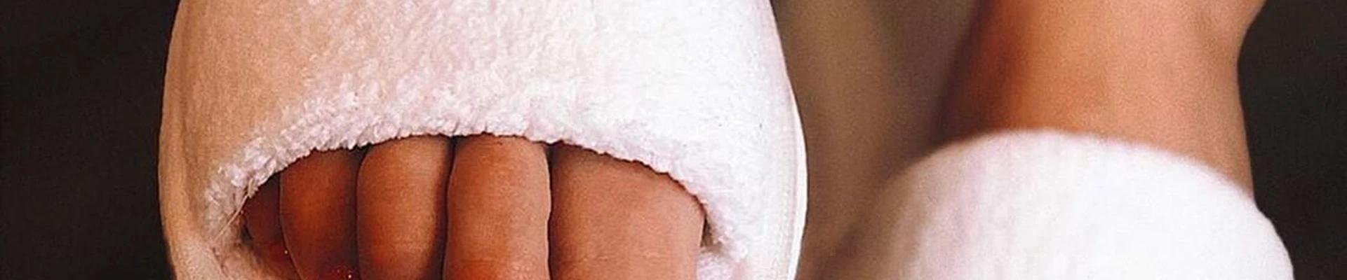 Platinum в Нефтеюганске Ханты-Мансийский автономный округ, Нефтеюганск, улица Сургутская, 1/11, цокольный этаж