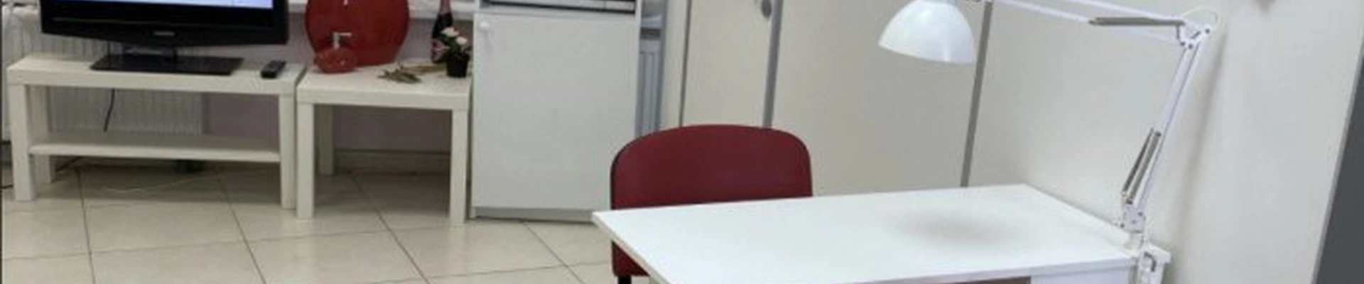 Kiss в Калининграде Калининградская область, Калининград, улица Университетская, 2в, 303 кабинет; 3 этаж