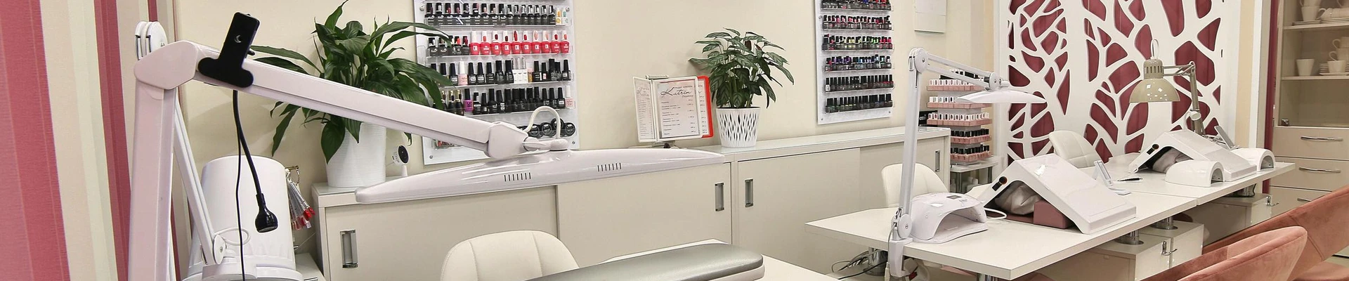 Katrin в Сочи Россия, Краснодарский край, Сочи, микрорайон Адлер, улица Кирова, 23, 2 этаж