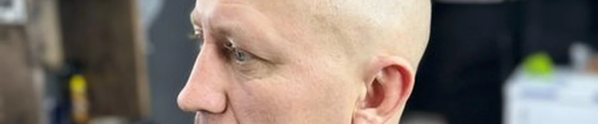 Самец в Иркутске Авиастроителей, 65