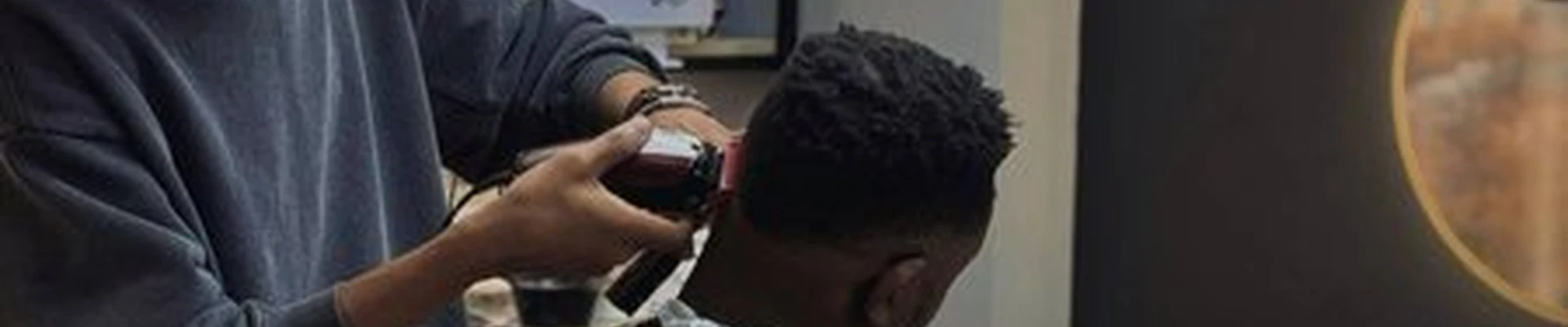 Zol Barber