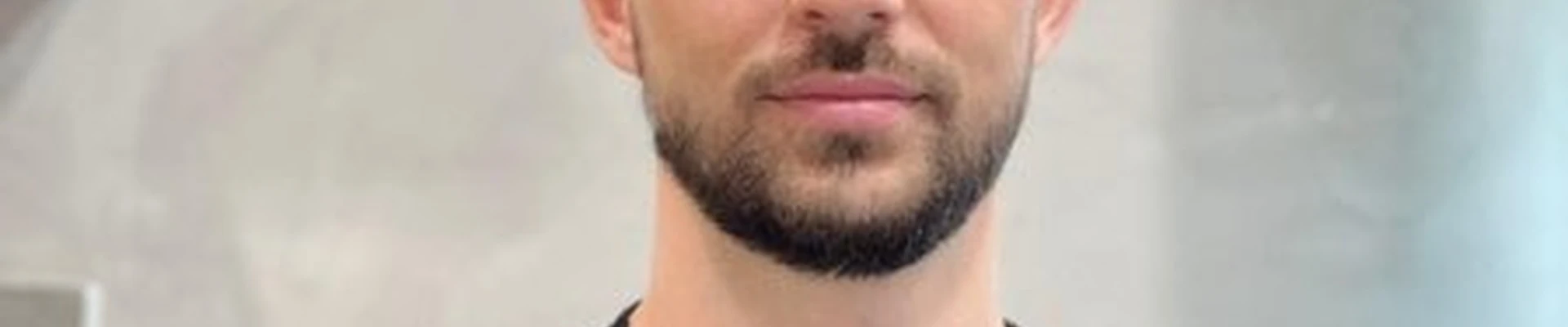 Alina Golubeva barber stylist