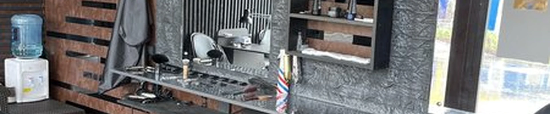 EAGLE BARBER