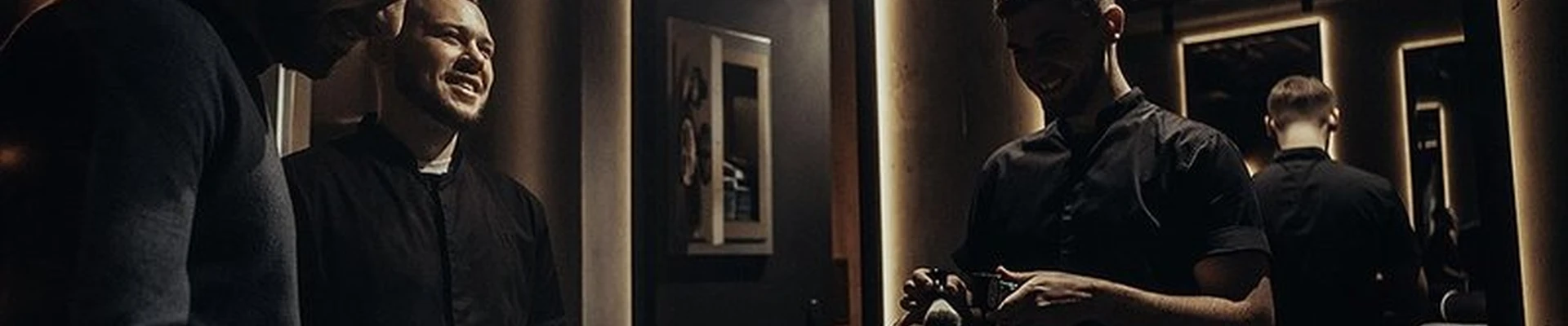 Zeyn barber`s