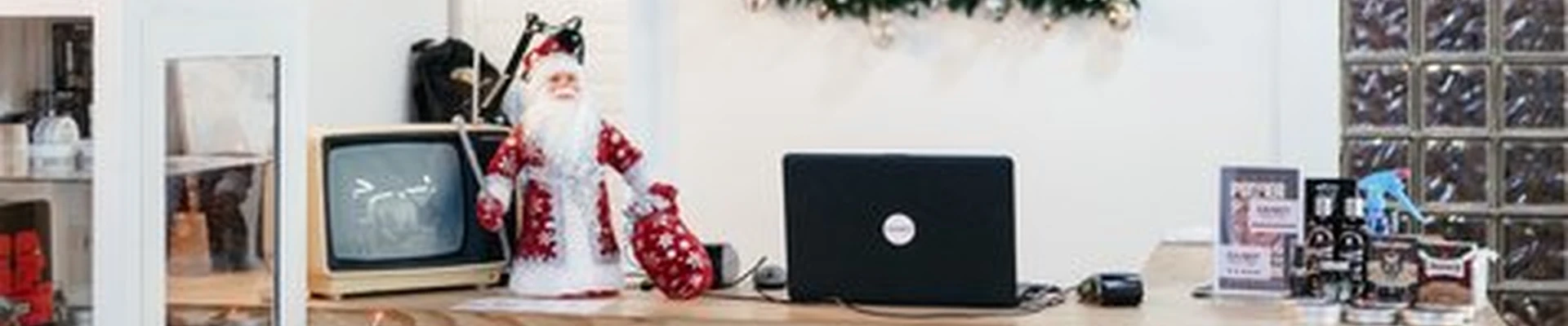 САЛЮТ в Тюмени Володарского, 17