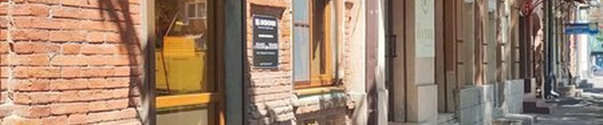 Nerolee в Владикавказе Петровский переулок, 7