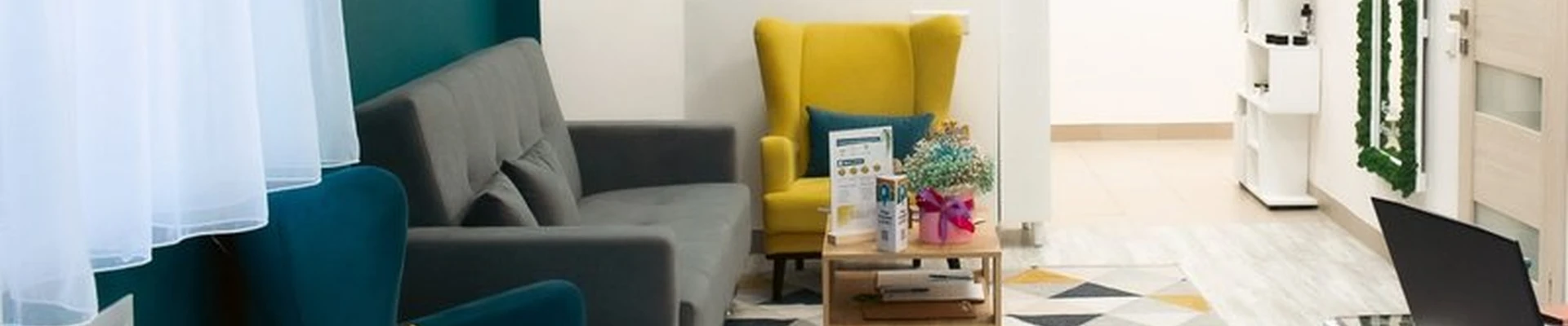 Рельсы-рельсы, шпалы-шпалы в Омске улица Звездова, 62 к4