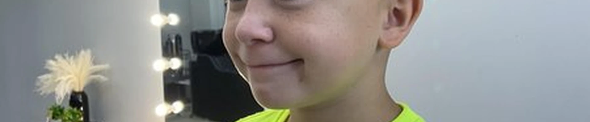 AS в Астрахани улица Набережная 1 Мая, 102