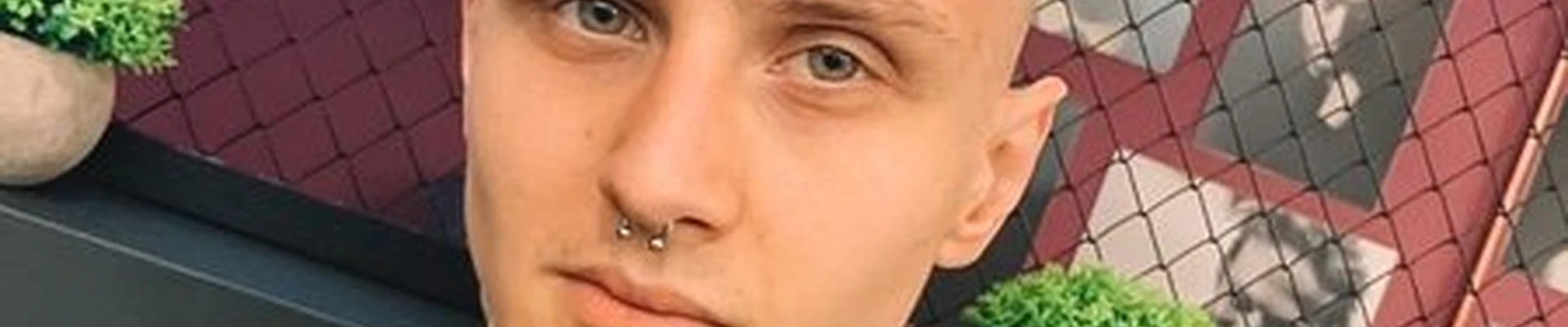 4/20 в Хабаровске Ленинградская улица, 33