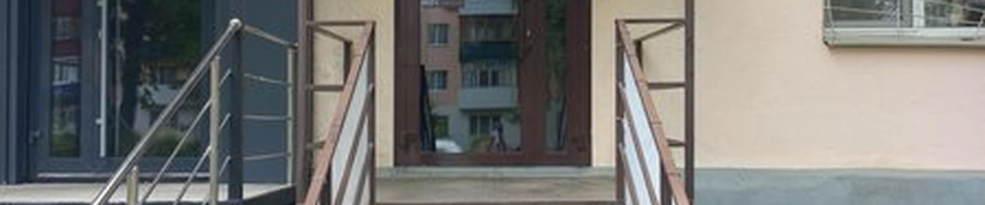 B room