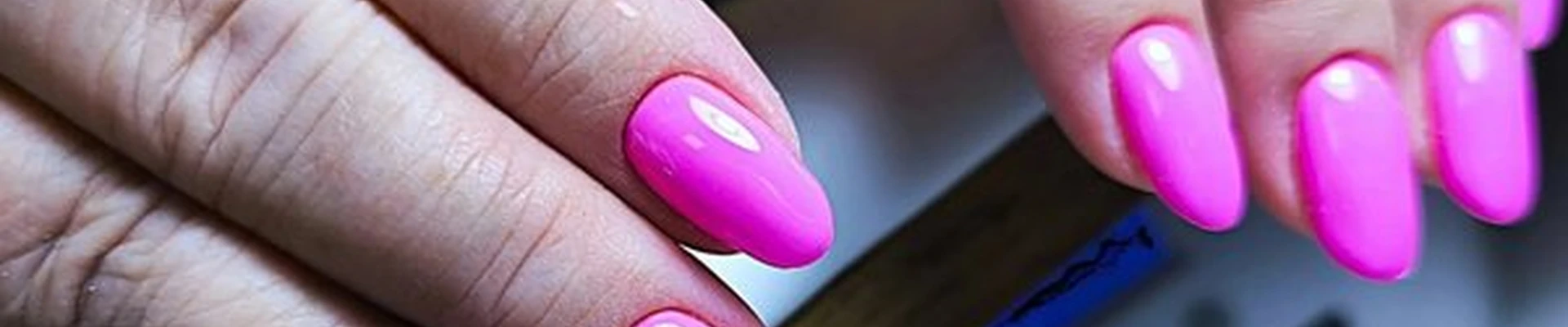 Ahas_nails