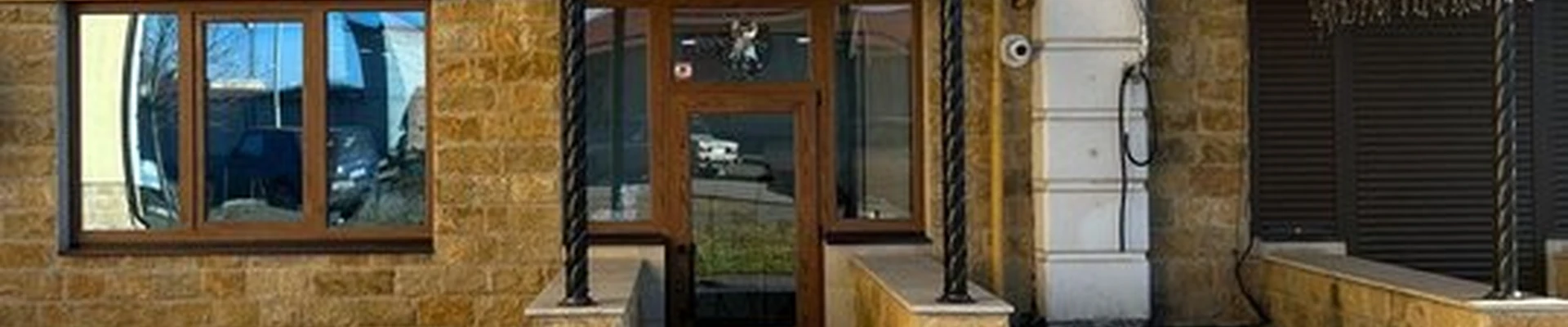 Alex в Владикавказе улица Асланбека Хадарцева, 8