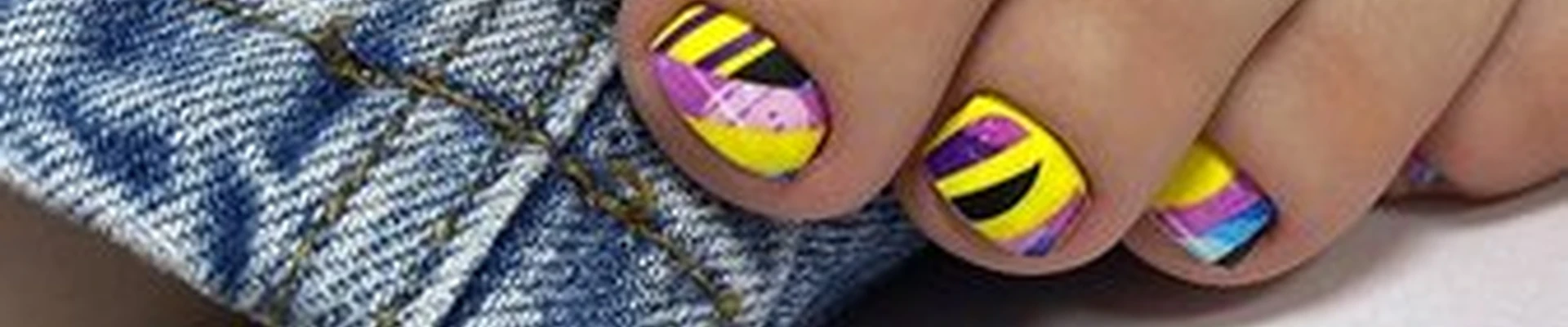 Zhuk_nails_