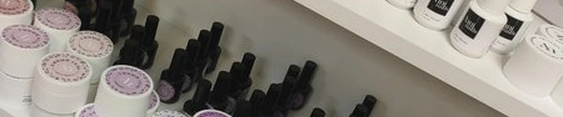 AnniNails