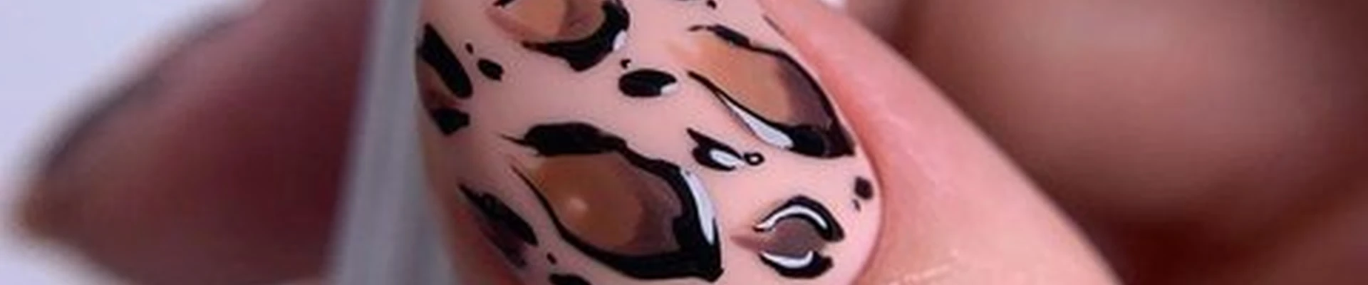 Bagheera Nails