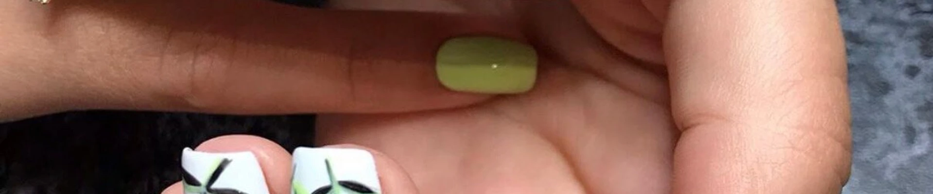&