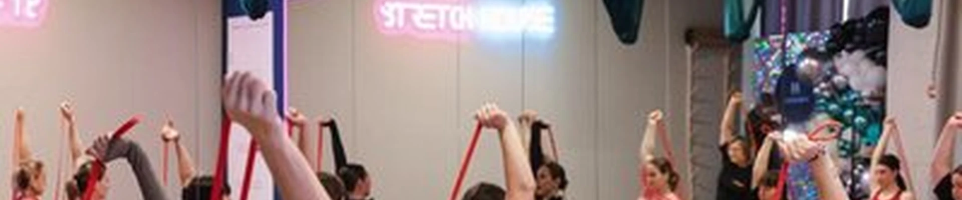 Stretch House
