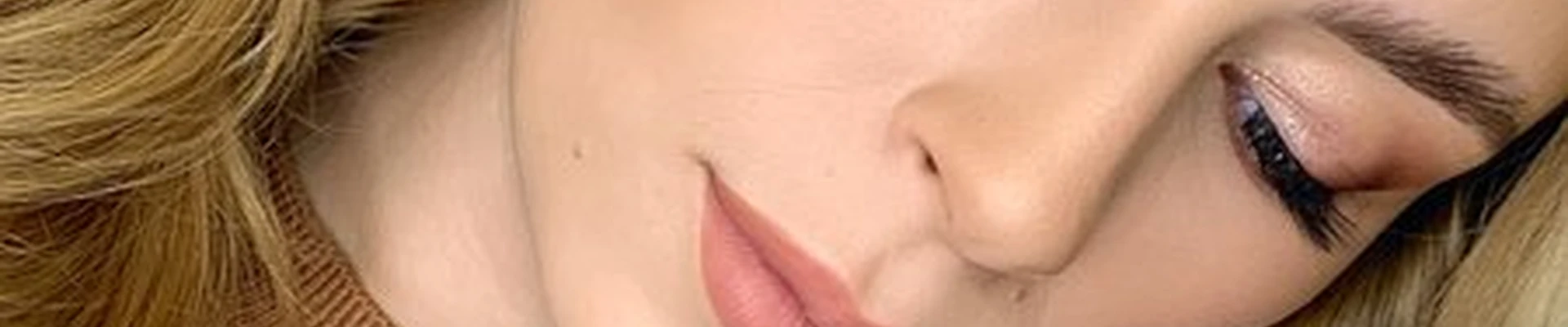 Brow make up bar