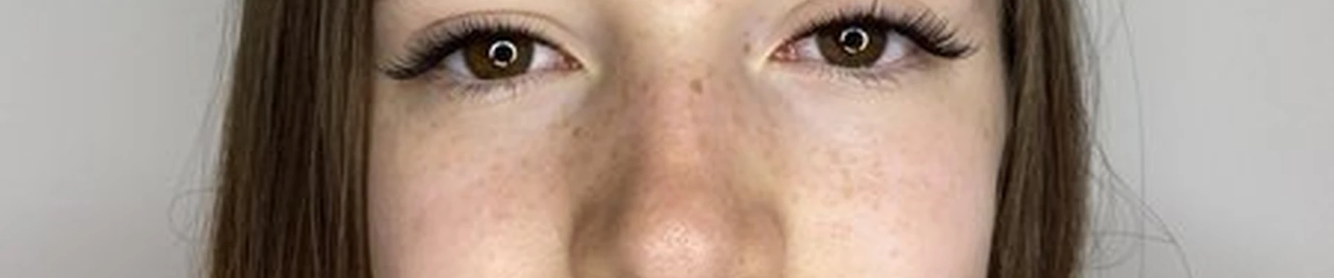 Anna Lashes03