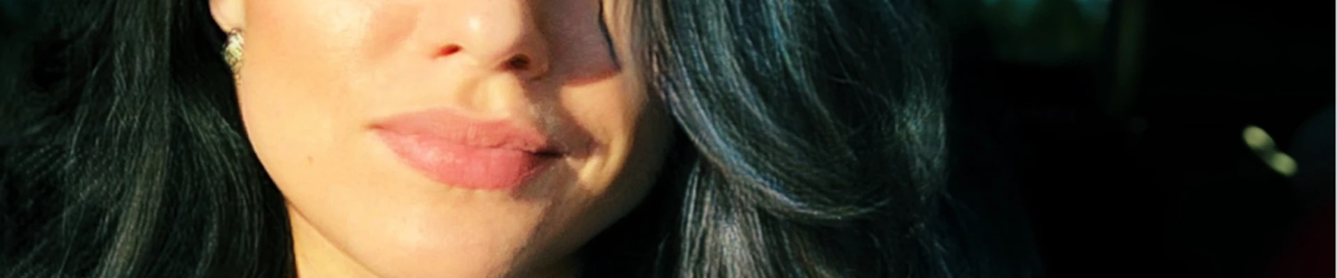 Алена Колова