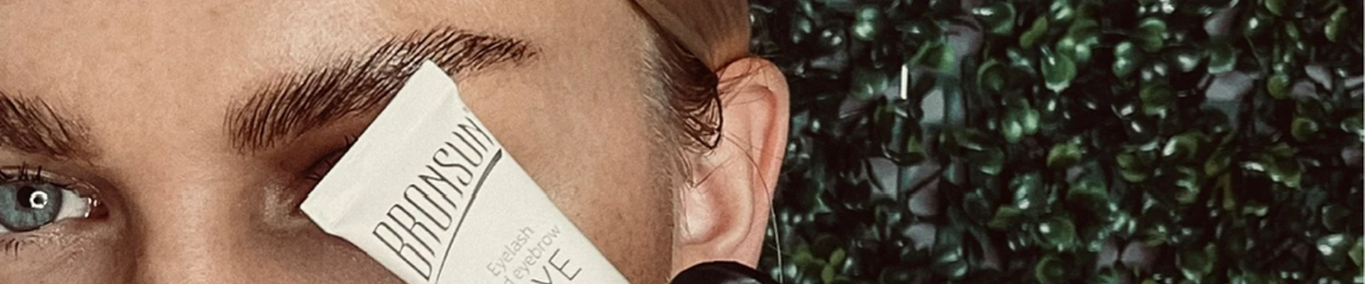&