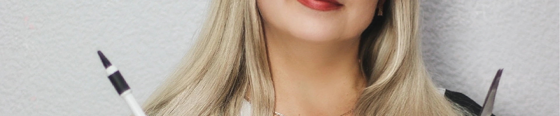 Елена Усова