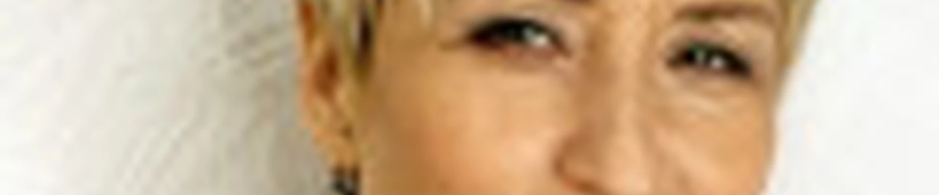 Дина Максимова