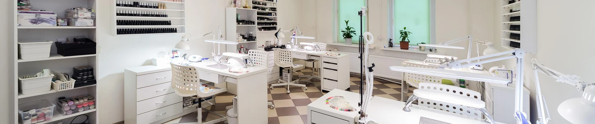 Nail zone