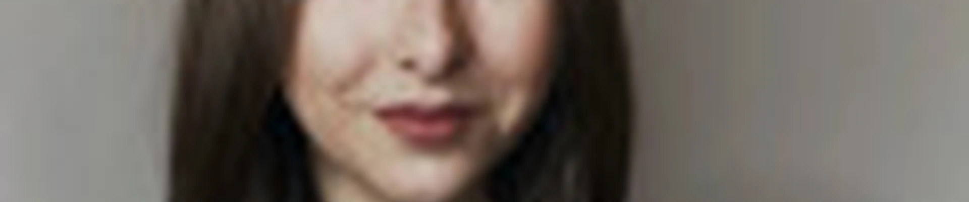 Алена Попова