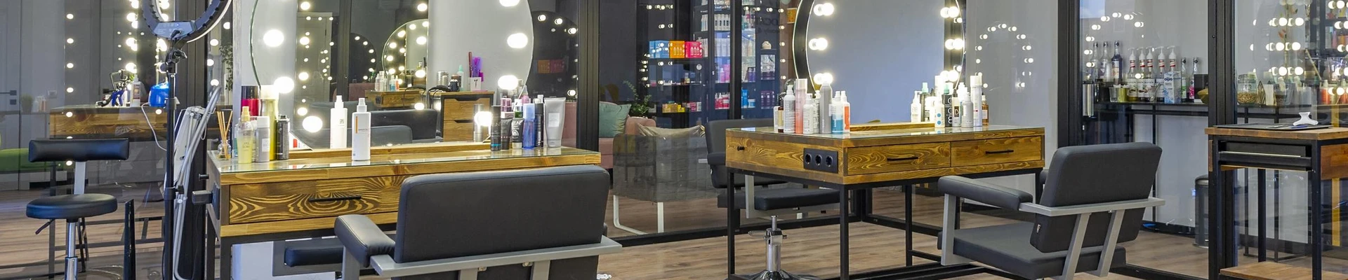 TINT Location beauty & coffe