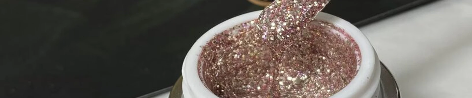 Rich Nails