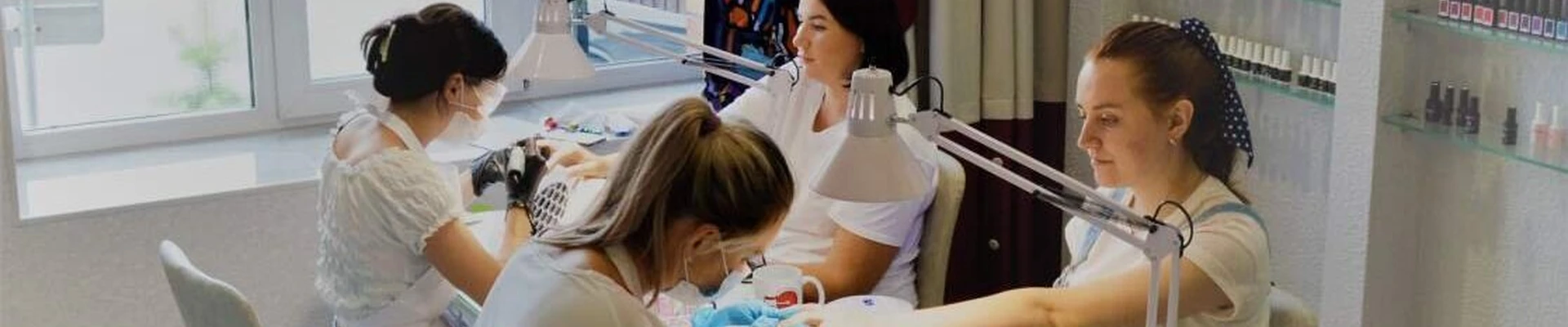 50 Оттенков Красного