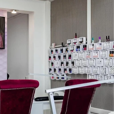 Zona маникюра