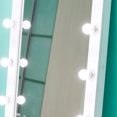 Candy в Новокузнецке Россия, Кемеровская область, Новокузнецк, проспект Н.С. Ермакова, 9А, 322 офис; 3 этаж