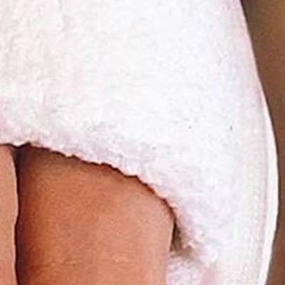 Platinum в Нефтеюганске Ханты-Мансийский автономный округ, Нефтеюганск, улица Сургутская, 1/11, цокольный этаж