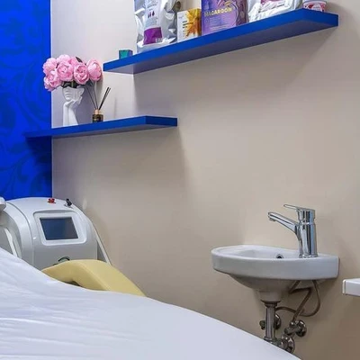 Dr. Laser в Москве Россия, Московская область, Красногорск, бульвар Космонавтов, 4, 1 этаж; вход со двора