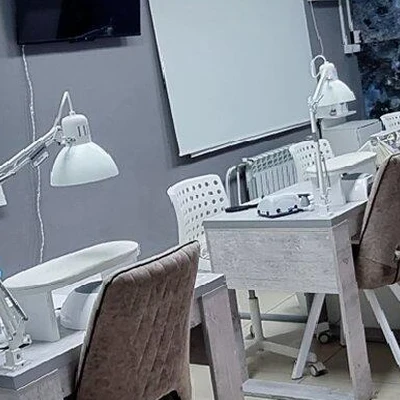 Nail City в Омске Россия, Омск, улица 10 лет Октября, 50, 1 этаж
