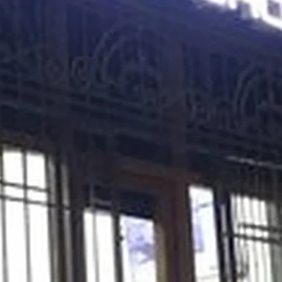 Мужик в Махачкале Амет-Хана Султана проспект, 1г