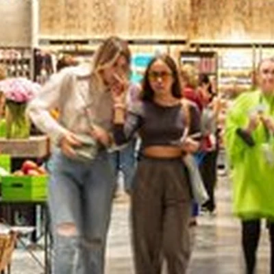 Apple Box в Москве Кутузовский проспект, 57