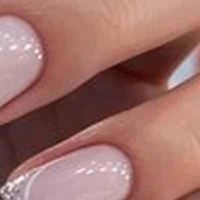 Adkinaws_nails_nsk